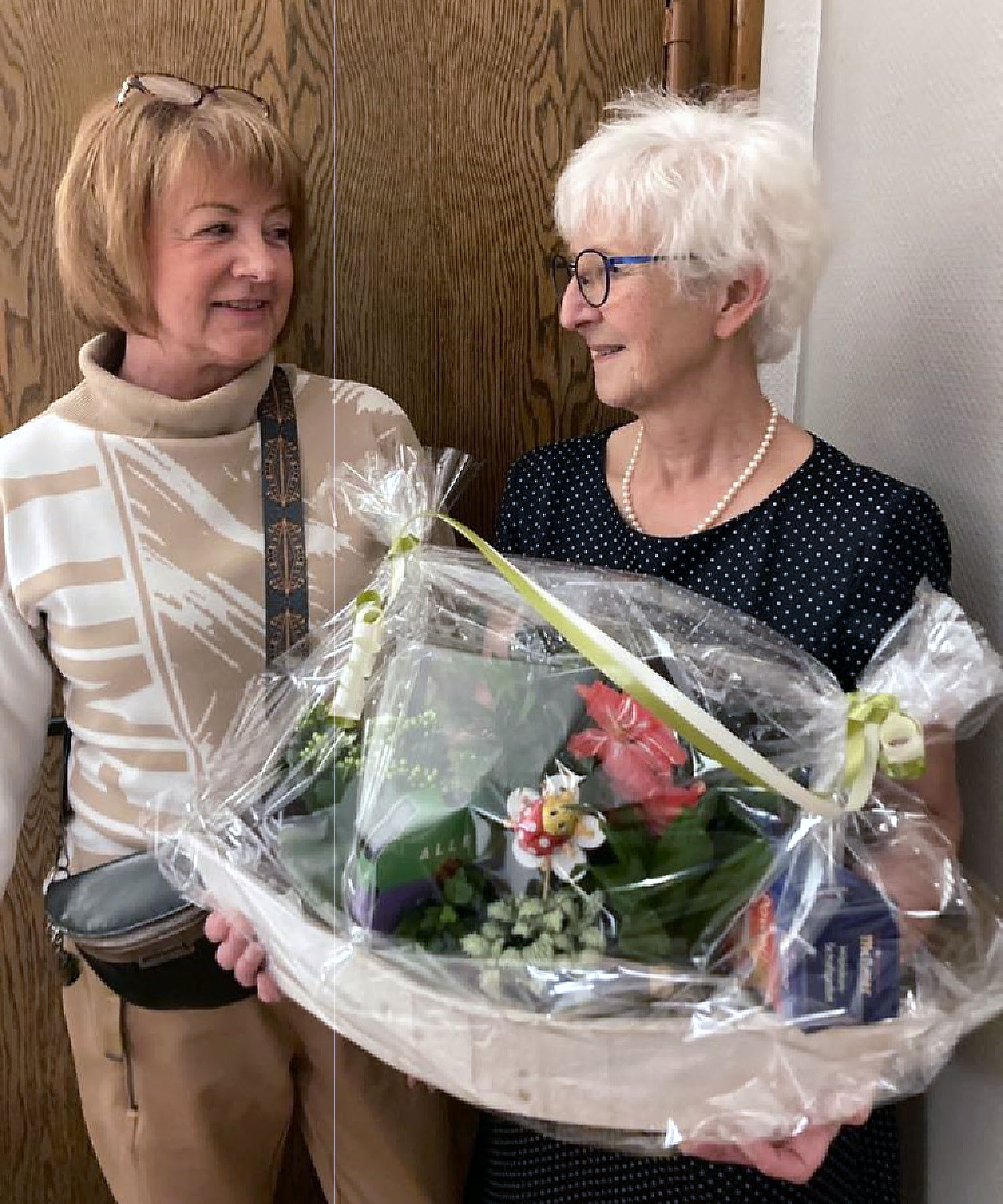 Petra Baumann-Kreft gratuliert
Maren Hemens-Schmitz
